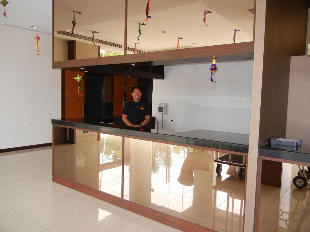 C'Haya Hotel Kota Kinabalu Extérieur photo