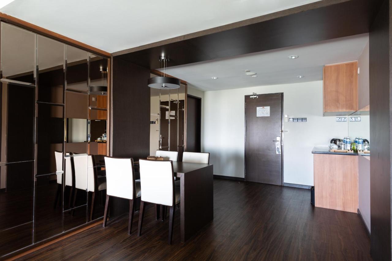 C'Haya Hotel Kota Kinabalu Extérieur photo