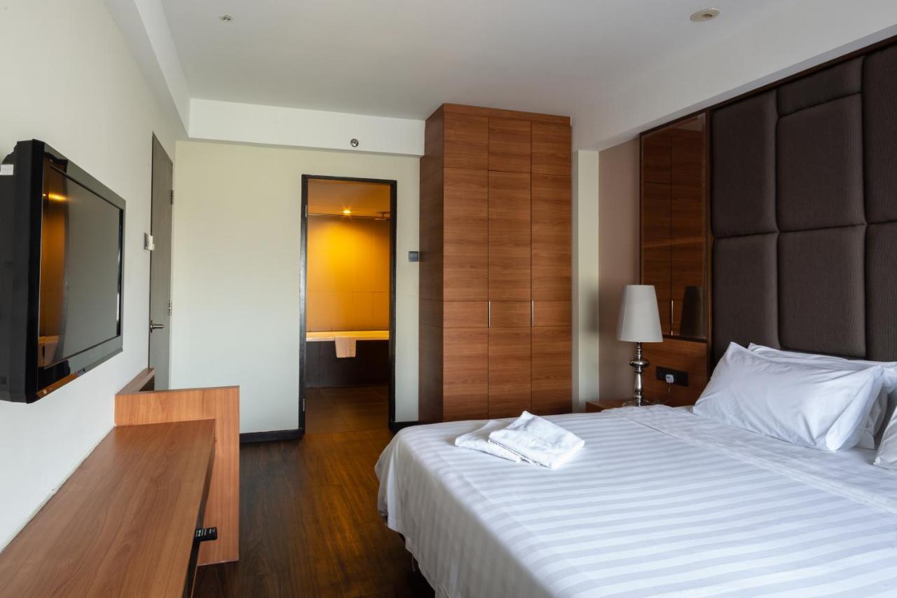 C'Haya Hotel Kota Kinabalu Extérieur photo
